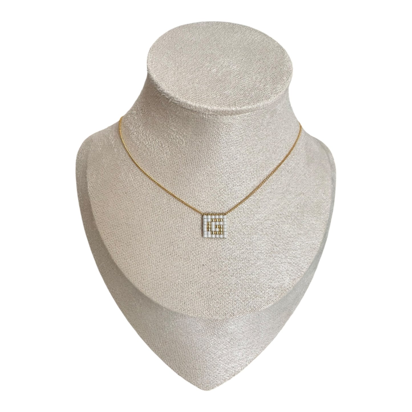 Collar INICIALES mini en blanco