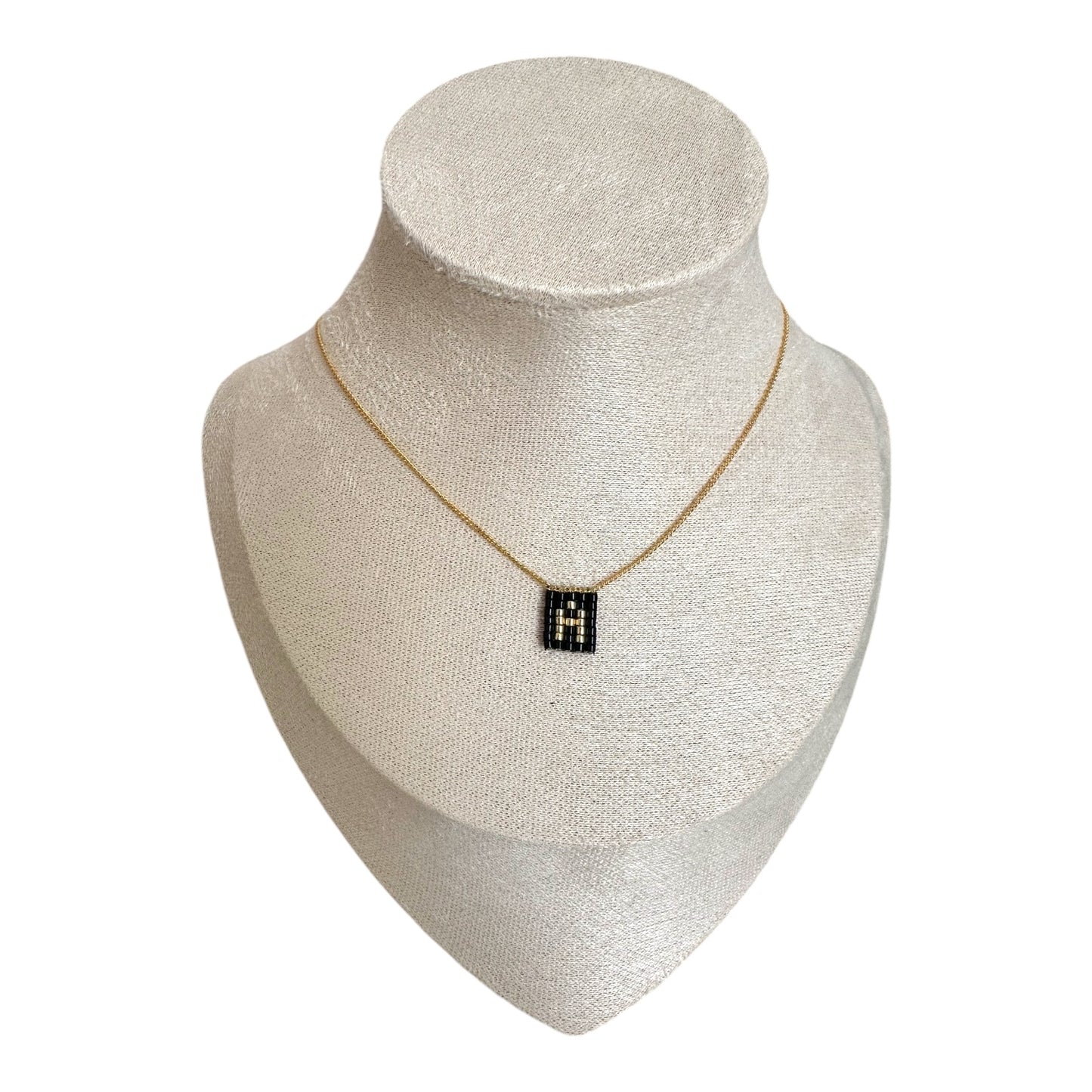 Collar INICIALES mini en negro