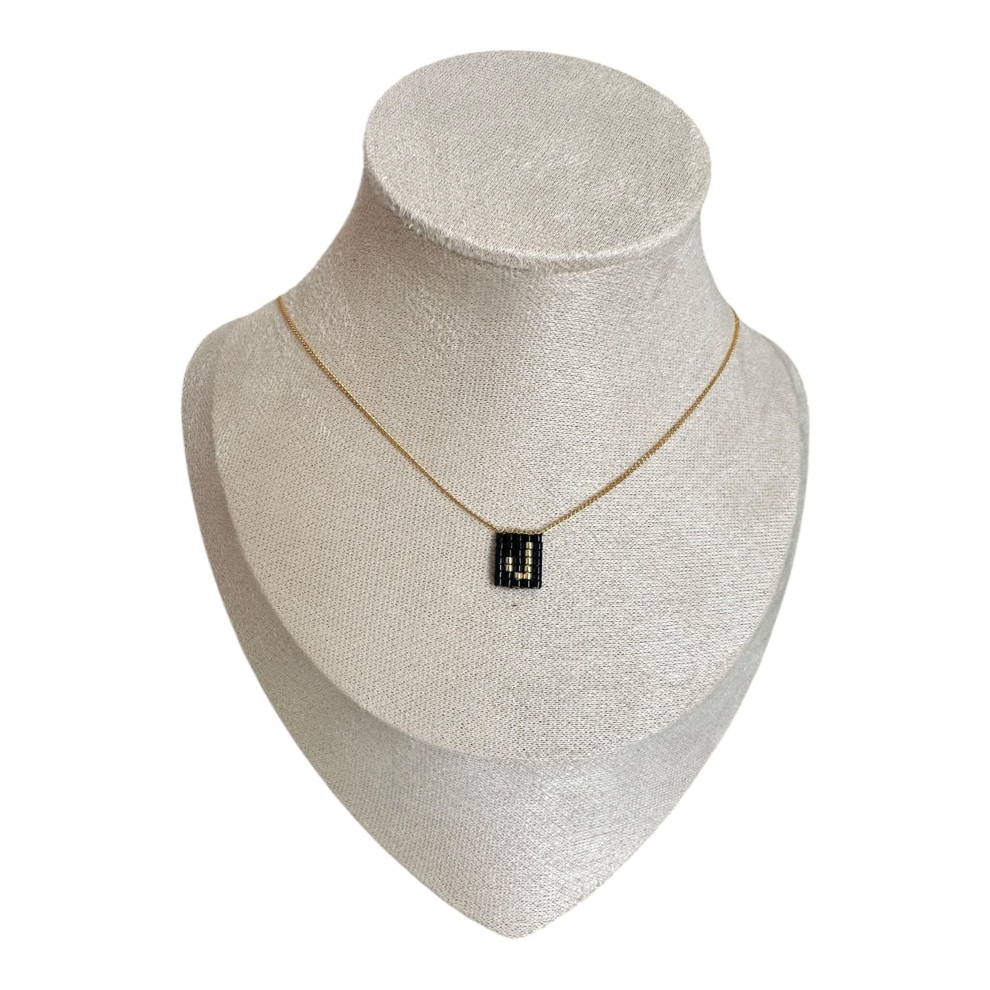 Collar INICIALES mini en negro