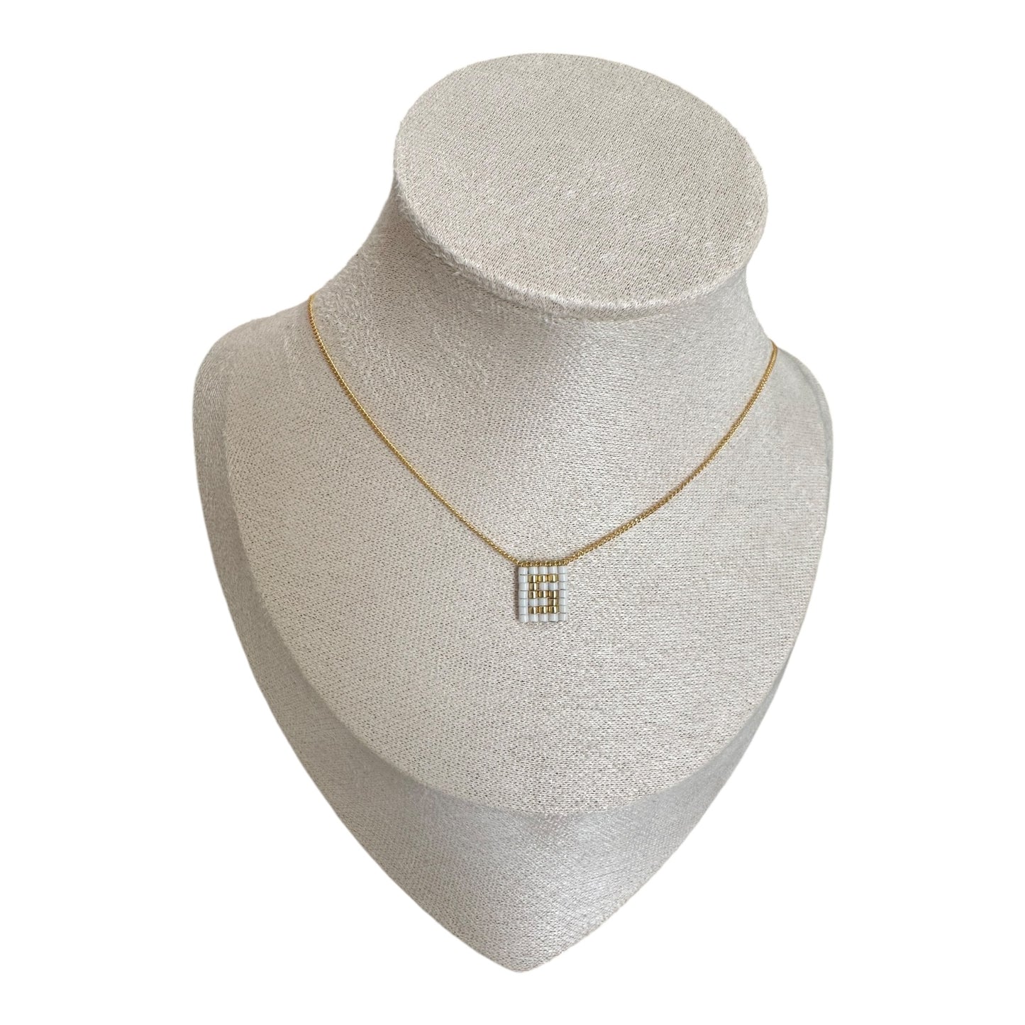 Collar INICIALES mini en blanco