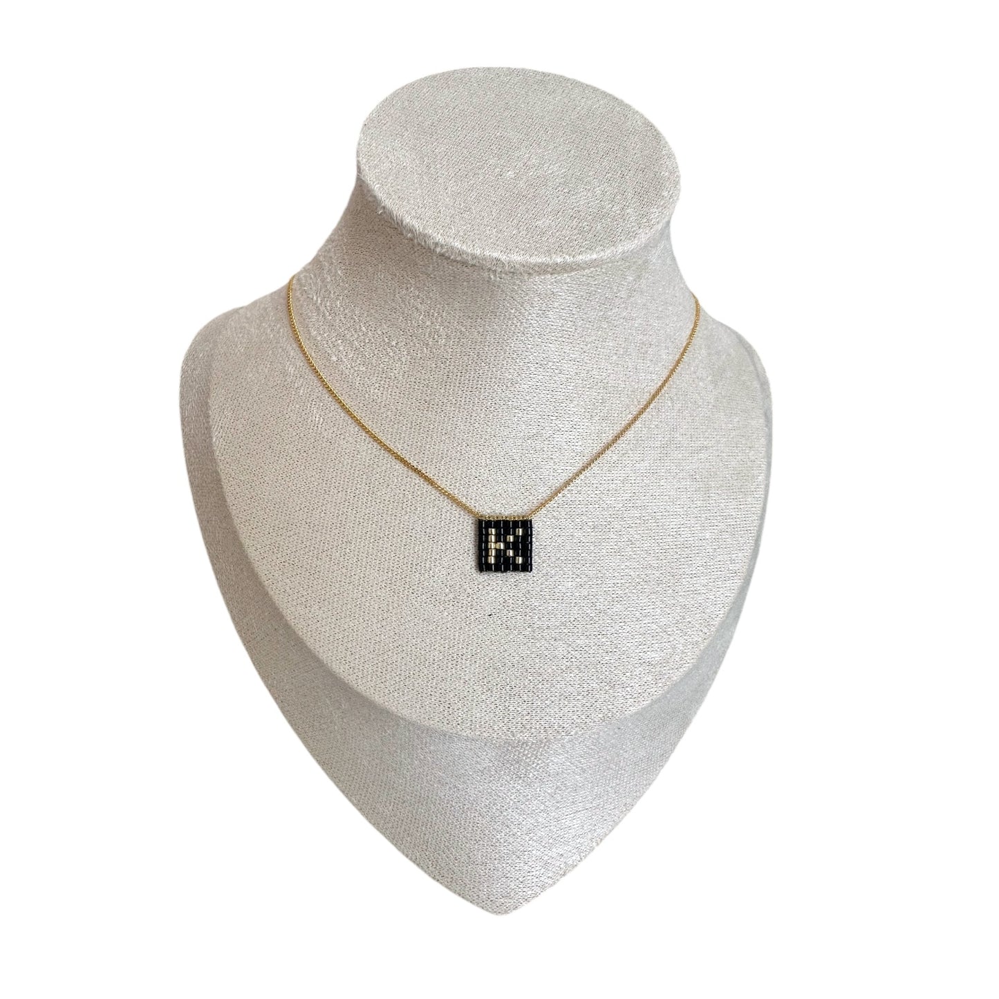 Collar INICIALES mini en negro